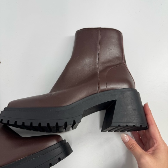 Steve Madden Fella Boot Womens Brown Leather Square Toe Ankle Bootie - Picture 6 of 11